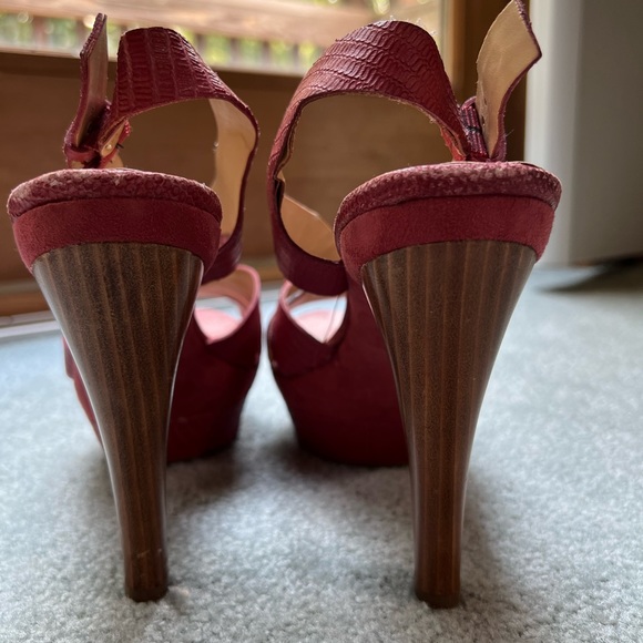 Nine West Platform Red Heels with Ankle Buckle - Picture 4 of 8